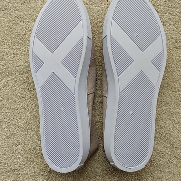 Shoes - Picture 3 of 3